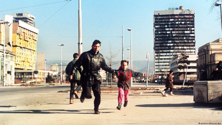 “Sarajevo Safari”/ Dëshmi tronditëse për rrjetin e ‘gjuetisë njerëzore’ gjatë luftës në Bosnje