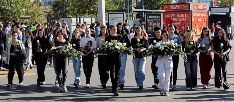 Novi Sad: Tubime në përvjetorin e shembjes së stacionit Novi Sad: Tubime në përvjetorin e shembjes së stacionit