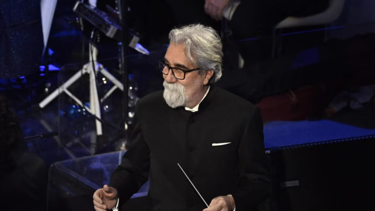 E trishtë/ Drejtoi orkestrën e Sanremos për 30 vjet, ndërron jetë Peppe Vessicchio E trishtë/ Drejtoi orkestrën e Sanremos për 30 vjet, ndërron jetë Peppe Vessicchio
