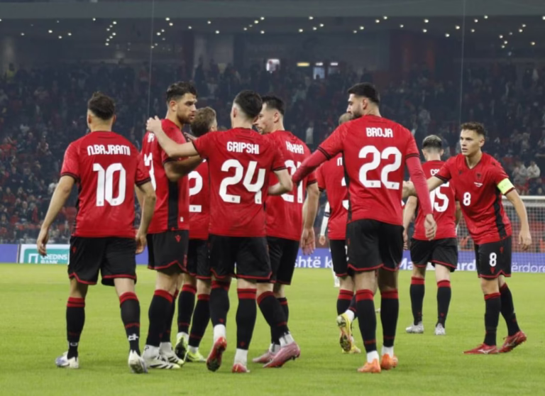 Italia e zhgënjyer, FIFA lë në “ajër” edhe Shqipërinë që mund të përfitojë! Skenari që po trazon rrjetin para Botërorit