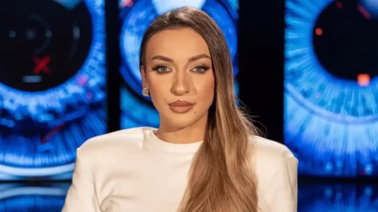 “I fejuari i vr*rë në oborr”/ Juela Nikollaj hyn në “BBVIP5” me një rrëfim force dhe shprese