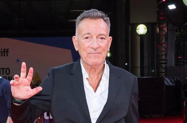 “Nuk më trembin dhe s’do të ndryshoj”/ Bruce Springsteen sfidon kritikat për qëndrimin e tij për Donald Trump