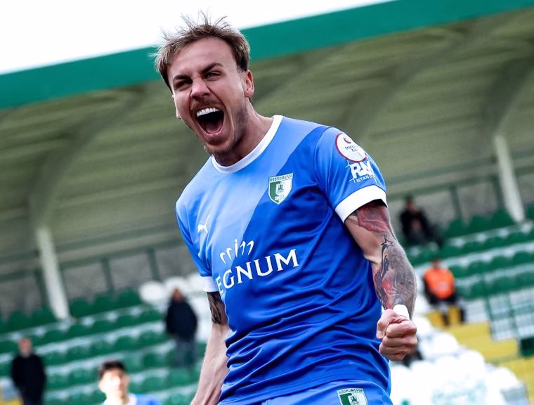 Pritet të rikthehet te Kombëtarja shqiptare, sulmuesi kuqezi vlerësohet në Turqi