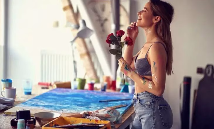 Zbuloni sekretin që ngjyra juaj e preferuar tregon për ju!