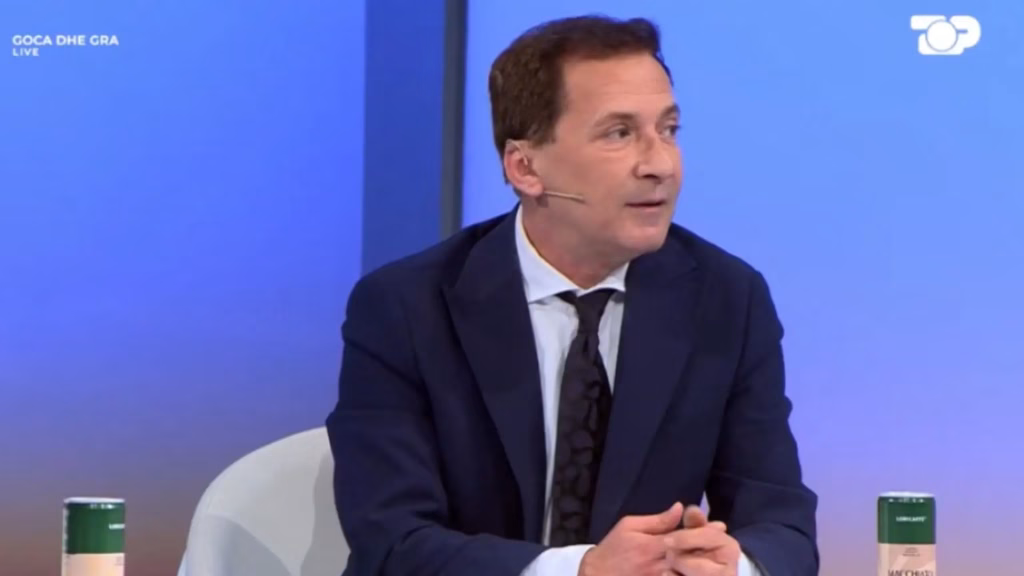 “Bënin s*ks me konkurrentët”, Arjan Konomi trondit me deklaratat: Në "Për’puthen" kishte çmenduri