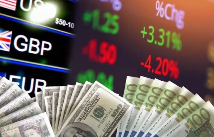 Këmbimi valutor 30 Maj/ Me sa blihen e shiten dollari dhe euro