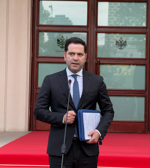 Malaj: Hiqet kufizimi i kësteve për dëmshpërblimin e ish-të dënuarve politikë, përshpejtohet pagesa e dosjeve