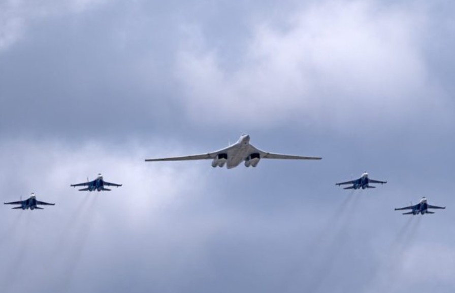 Tension në veri të Evropës, bombarduesit rusë pranë Britanisë, NATO ngre F-35 në ajër