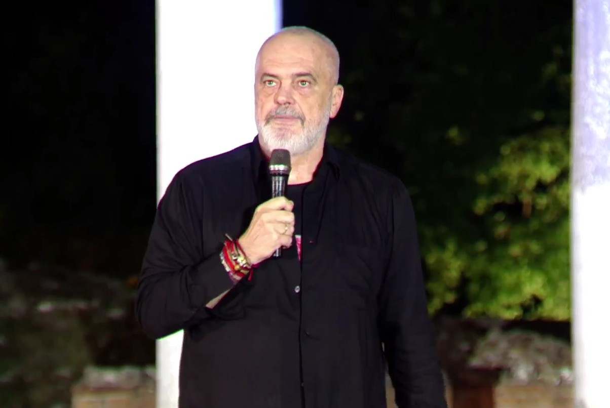 “Unë tradhtar?!”, Rama nga Fieri i përgjigjet protestuesve: Në Serbi ua thashë në sy se Kosova është e pavarur