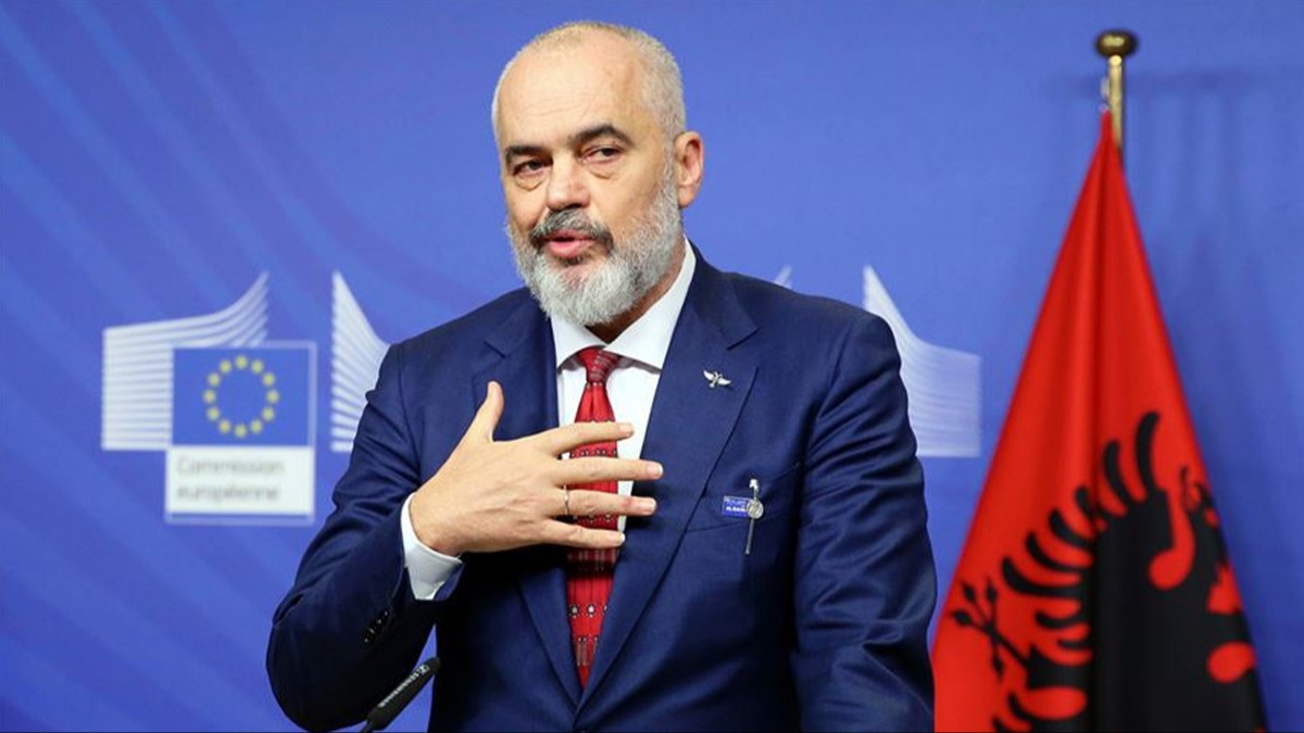 “Ajatallohët i bashkohen zyrtarisht protestës”, Rama përplaset me Iranin: S’keni turp, gjaku i mijëra njerëzve rëndon mbi ndërgjegjen tuaj