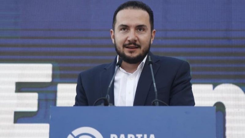 Berisha nuk mori pjesë në votimet për rendin e ditës, Salianji: Berisha po asgjëson opozitën reale Berisha nuk mori pjesë në votimet për rendin e ditës, Salianji: Berisha po asgjëson opozitën reale