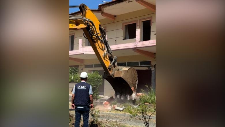 Zgjerimi i segmentit rrugor Elbasan-Përrenjas-Qafë Thanë, IKMT: Kemi prishur të gjitha objektet që ishin pengesë për realizimin e projektit Zgjerimi i segmentit rrugor Elbasan-Përrenjas-Qafë Thanë, IKMT: Kemi prishur të gjitha objektet që ishin pengesë për realizimin e projektit