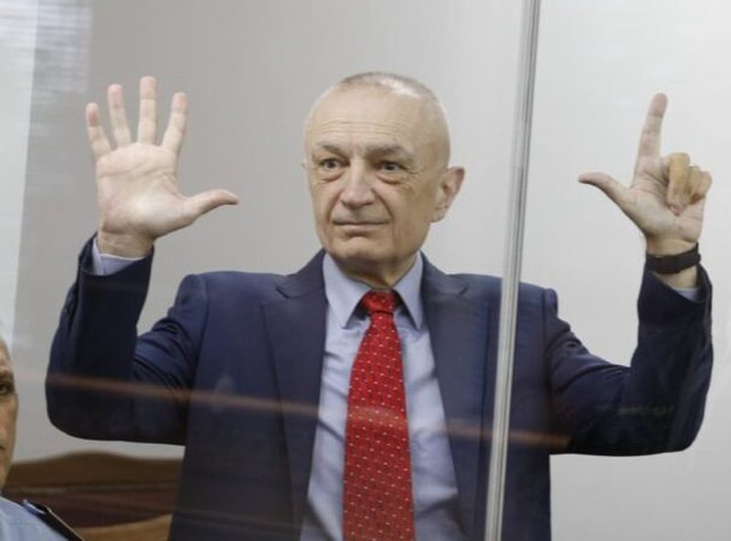 Procesi ndaj Metës dhe Kryemadhit/ Avokati kërkon në gjyq Ramën dhe 150 dëshmitarë të tjerë Procesi ndaj Metës dhe Kryemadhit/ Avokati kërkon në gjyq Ramën dhe 150 dëshmitarë të tjerë