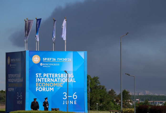 Rusia denoncon sulmin më të madh ndaj Shën Peterburgut, Ukraina pretendon goditje ndaj objektivave strategjike