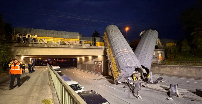 Aksident hekurudhor në Mynih, vagona treni bien nga ura, një i plagosur rëndë