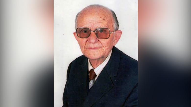 Lamtumirë “Mjeshtrit të Madh” Koço Qendro, ikona e teatrit shqiptar përcillet në banesën e fundit