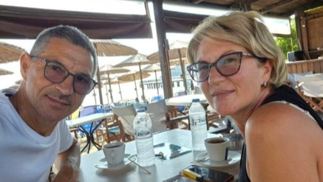 “Nuk komunikon dhe nuk mban mend”, flet gruaja e serbit që “u thith” nga ajri në avionin e Ryanair: Na ndihmoi shumë një shqiptar! "Nuk komunikon dhe nuk mban mend", flet gruaja e serbit që "u thith" nga ajri në avionin e Ryanair: Na ndihmoi shumë një shqiptar!