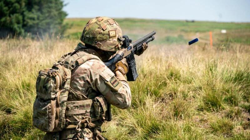 Britania nis stërvitjen/ “Operation Albiston Shadow”, ushtria përgatitet për rastet sulmesh hibride Britania nis stërvitjen/ “Operation Albiston Shadow”, ushtria përgatitet për rastet sulmesh hibride