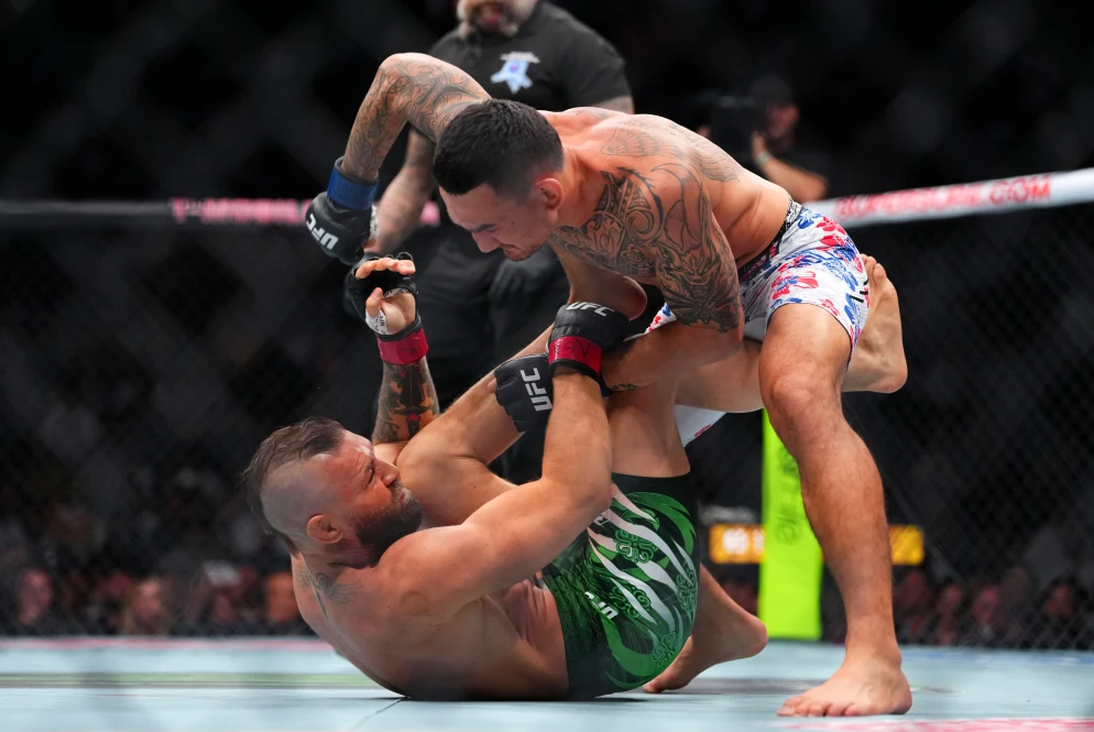 Rikthimi i madh pas pesë vitesh, Conor McGregor i ndodh më e keqja pas disa sekondave Rikthimi i madh pas pesë vitesh, Conor McGregor i ndodh më e keqja pas disa sekondave