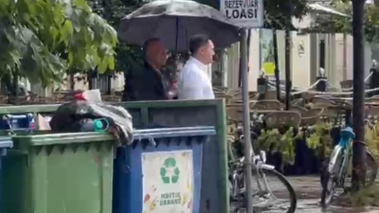 Stuhia përmbyt rrugët në Elbasan, kryebashkiaku Llatja inspekton nga afër zonat me probleme Stuhia përmbyt rrugët në Elbasan, kryebashkiaku Llatja inspekton nga afër zonat me probleme