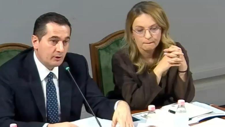 Kush janë politikanët që morën pjesë në takimin e Arubës? Braho: Çështje në hetim, provat nuk i lëmë në gjumë Kush janë politikanët që morën pjesë në takimin e Arubës? Braho: Çështje në hetim, provat nuk i lëmë në gjumë