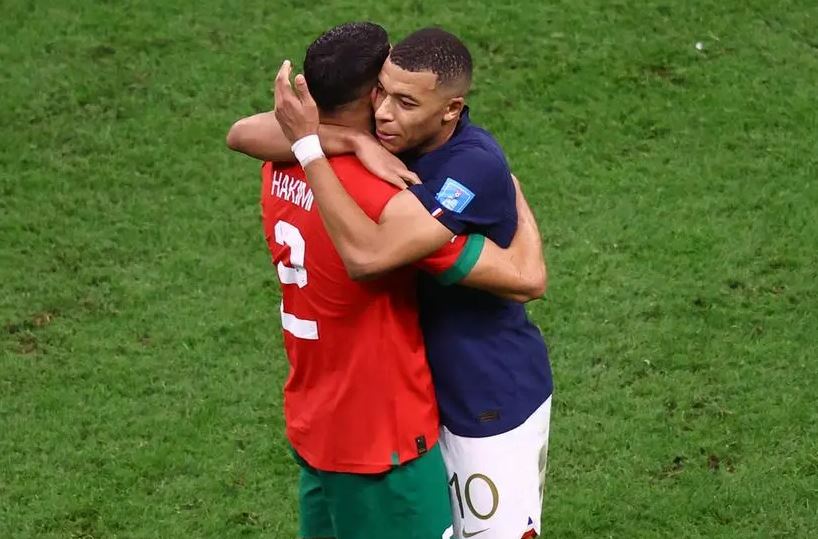 Do të luajë kundër shokut të ngushtë në Botëror, Mbappe: Hakimi më ka dërguar mesazh tashmë Do të luajë kundër shokut të ngushtë në Botëror, Mbappe: Hakimi më ka dërguar mesazh tashmë