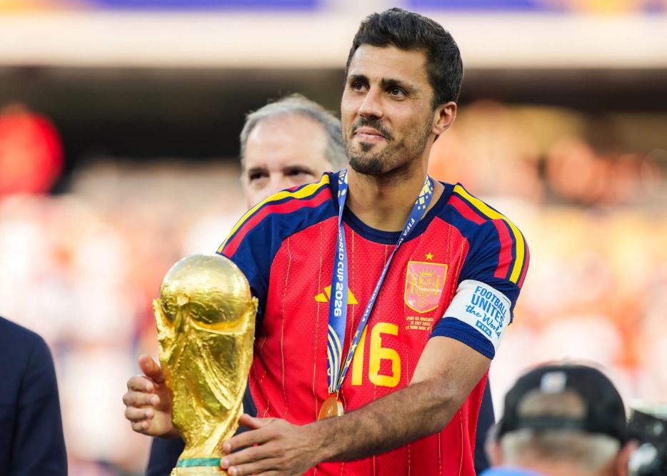 Rodri te Real Madrid? Manchester City thyen heshtjen dhe thotë fjalët e para për kampionin e Botës Rodri te Real Madrid? Manchester City thyen heshtjen dhe thotë fjalët e para për kampionin e Botës