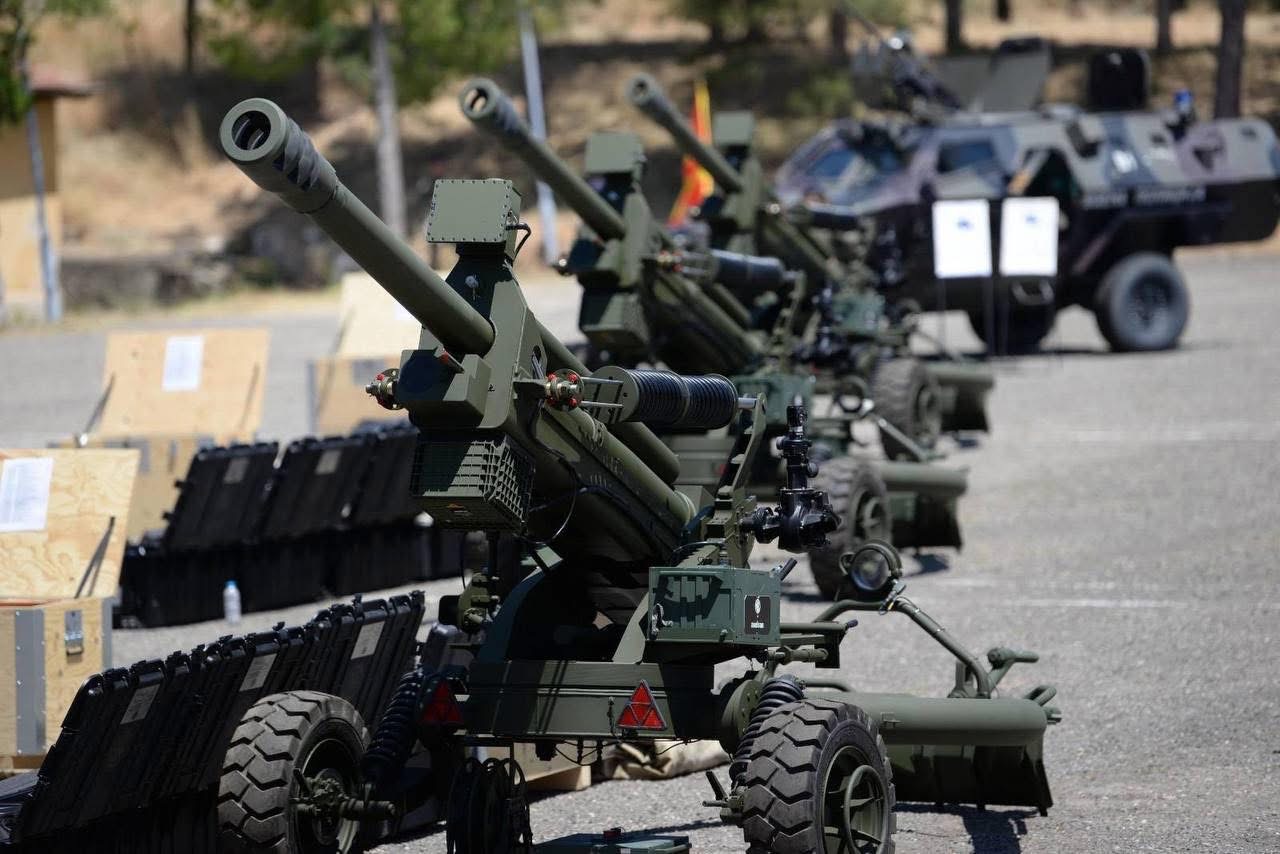 Shqipëria pajiset me topa turk BORAN, vendi i tretë në botë me këtë armë Shqipëria pajiset me topa turk BORAN, vendi i tretë në botë me këtë armë