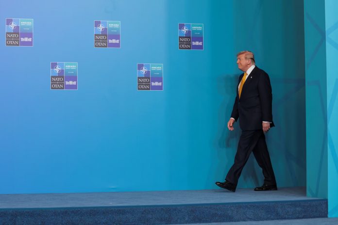 Trump: SHBA-ja mund të ndërmarrë një tjetër sulm ndaj Iranit gjatë natës